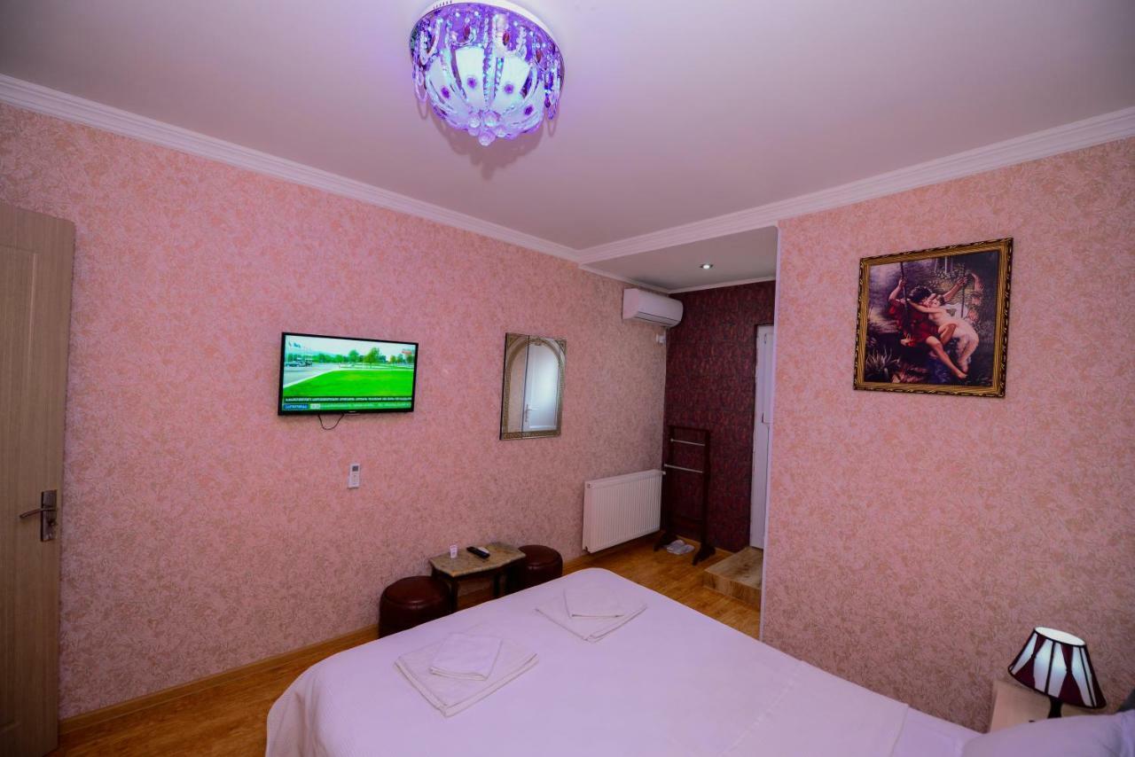 Hotel Mkudro Kʼutʼaisi Exterior foto